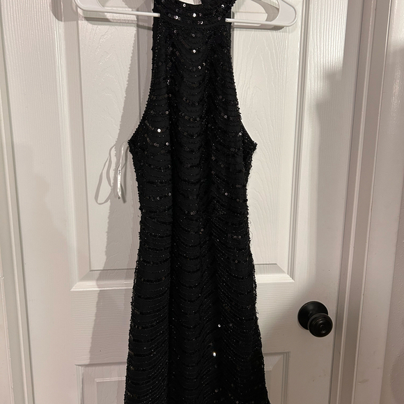Lulu Dresses & Skirts - Medium Black Sequin Sleeveless Halter Mini Dress